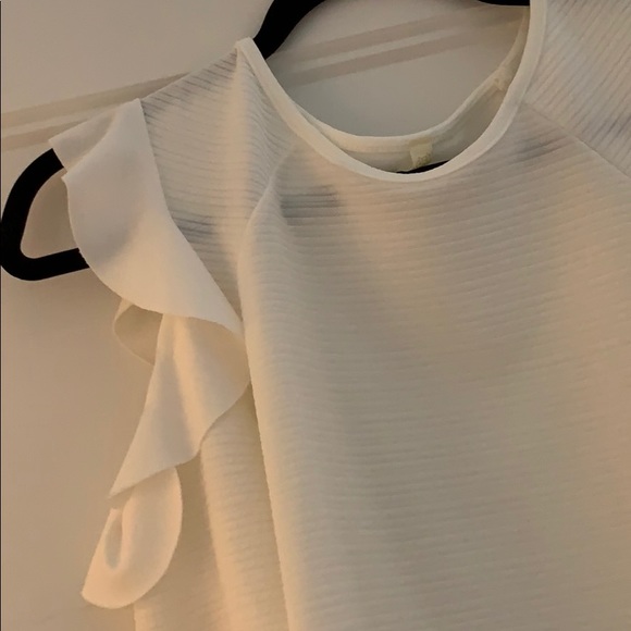 Never been worn! White long sleeve crop top - Picture 2 of 2